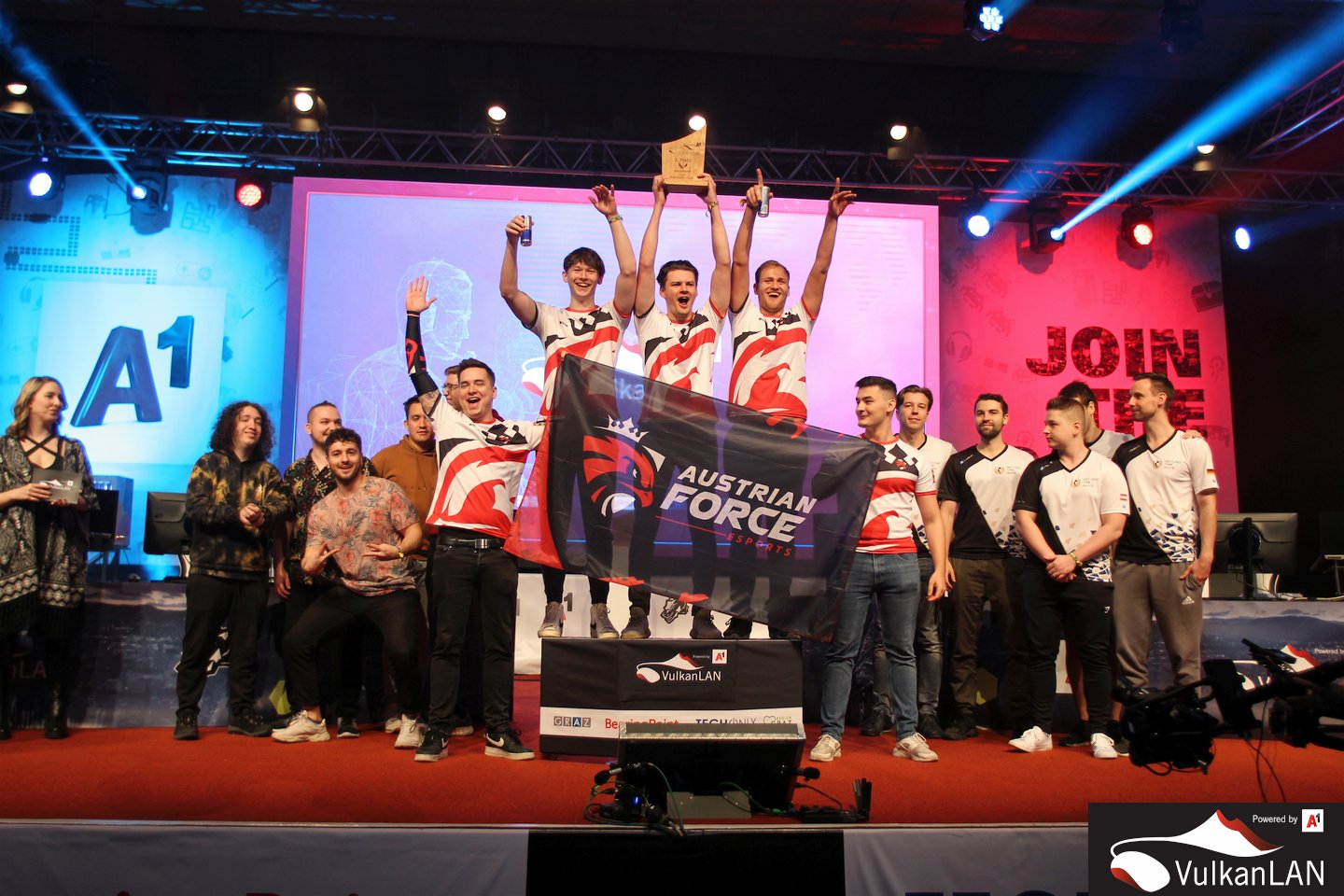 VulkanLAN2022 20221030 (c)dunkellicht photo 367 0442 Siegerehrung