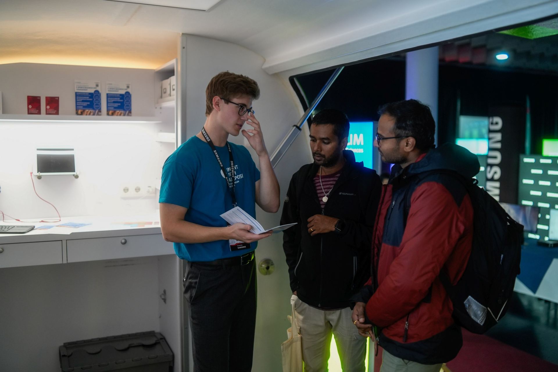 58VulkanLAN 20251025 144427 A748955 2025 10 25T13 47 28.000 cDunkellicht